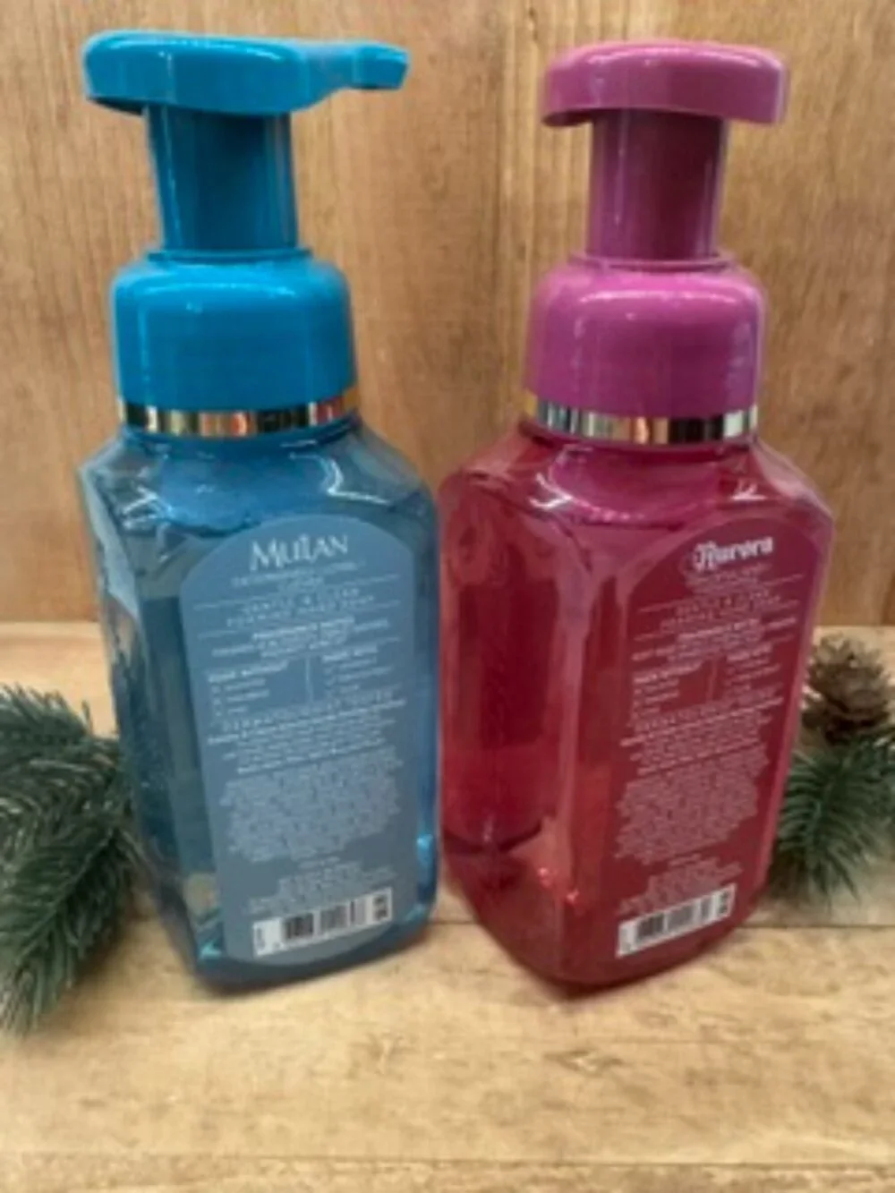 LOT OF 6 BATH AND BODY FOAMING DISNEY SOAP- NEW!
